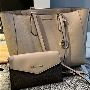 3 in 1 Michael Kors Bags